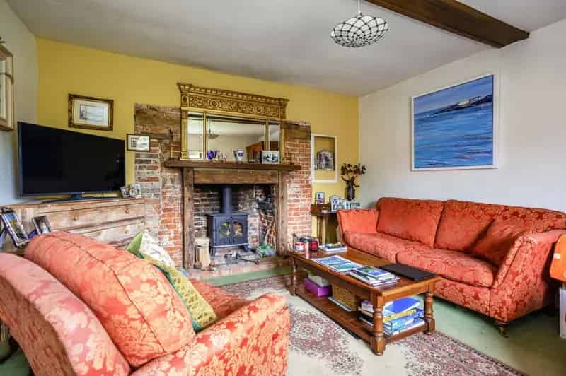 Grade II Listed 2 Bedroom Cottage for Sale in Chawton Hampshire