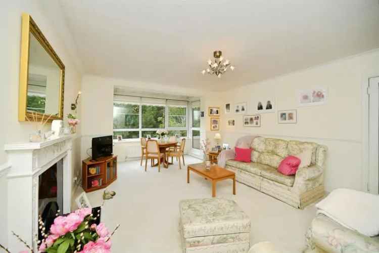2 Bedroom Flat for Sale Near Preston Park