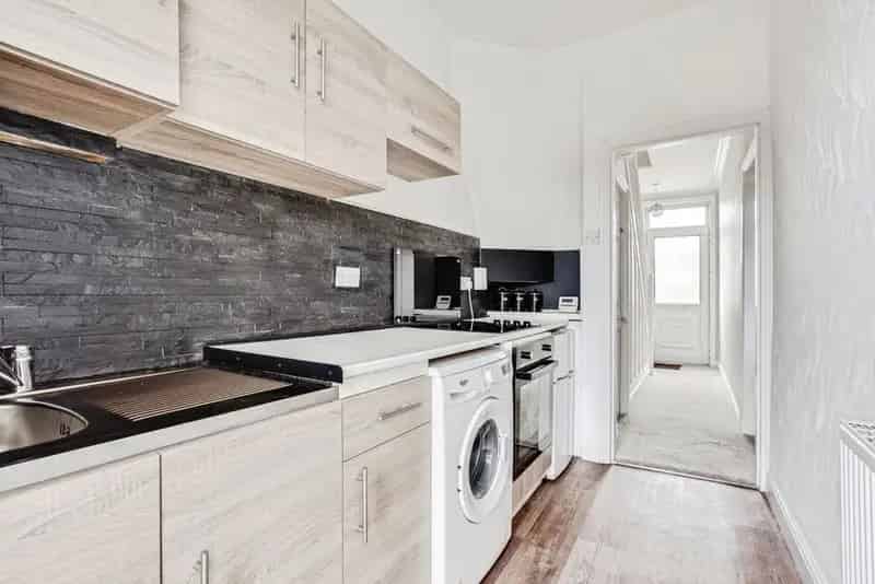 2 Bedroom End Terrace House for Sale Wakefield West Yorkshire