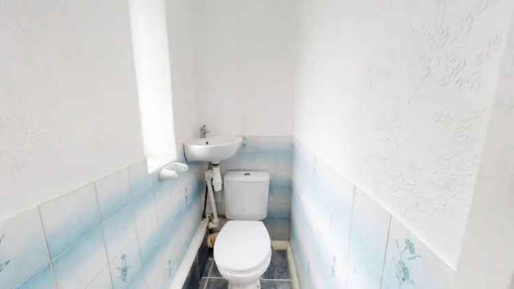 1 Bedroom Furnished Room in 5-Bed Student House Share