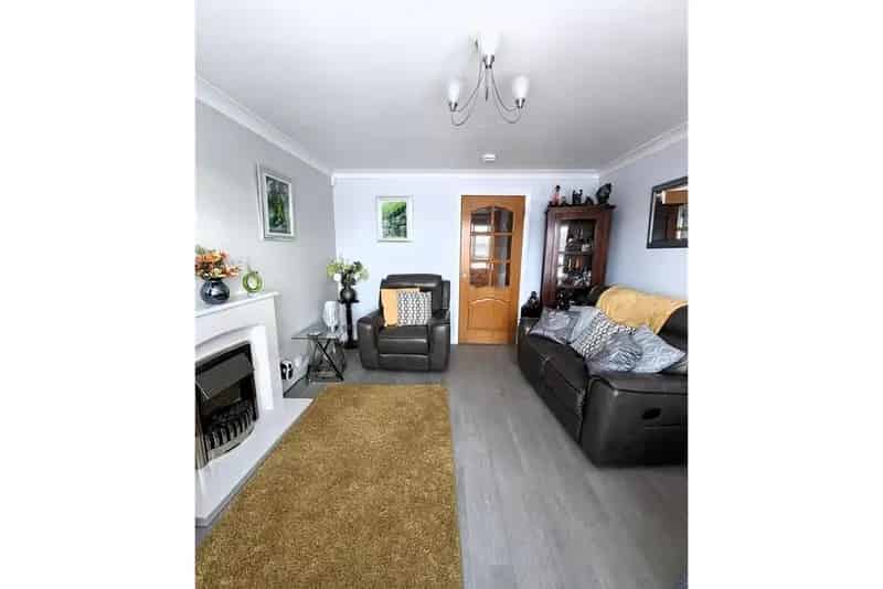 2 Bed Bungalow Detached Garage Low Maintenance Garden Dumfries