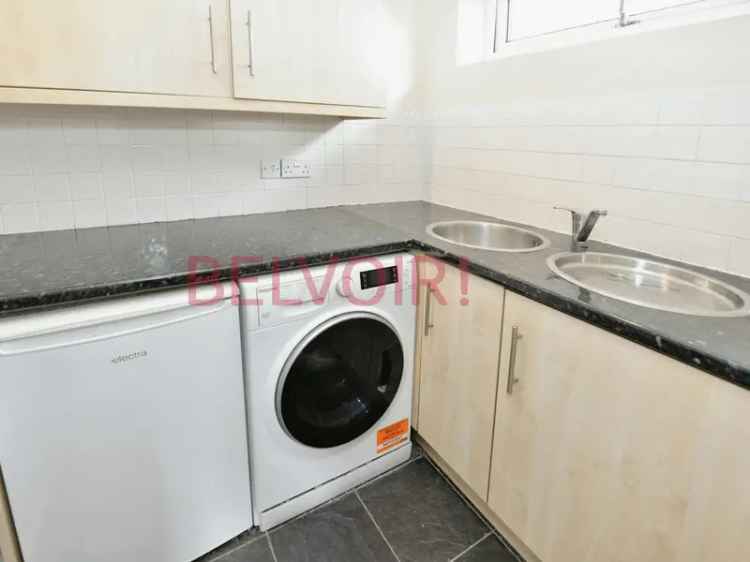 Flat For Rent in Southampton, England