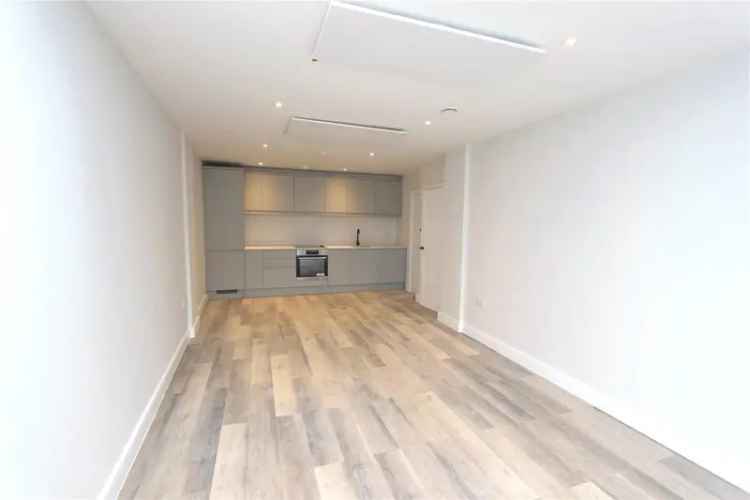 2 bedroom flat/apartment in Hadleigh