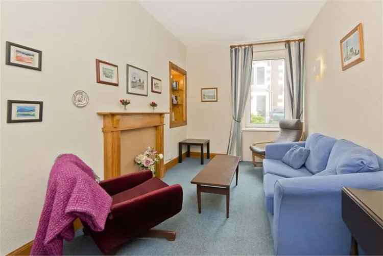 1 Bed Flat - Ground Floor with 1 Reception Room