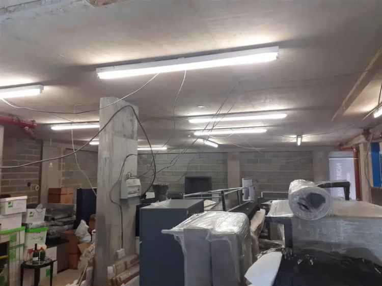 1083sqft Commercial Shop Unit To Rent Hendon