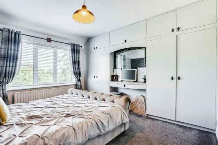 3 Bedroom Semi Detached House Wakefield West Yorkshire WF2