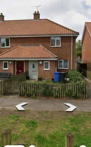 2 Bedroom House Norwich 2 Bathrooms Essex Havering