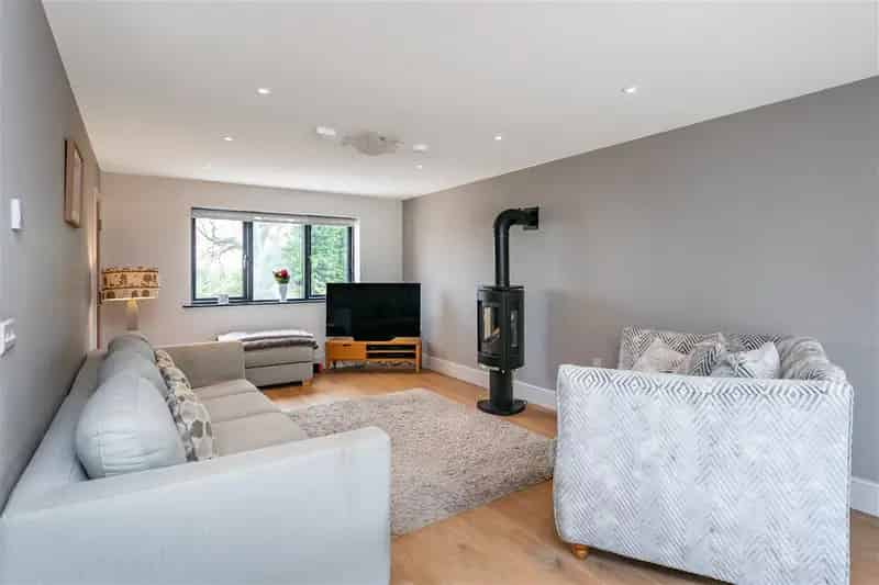 5 Bedroom Detached House with Panoramic Views