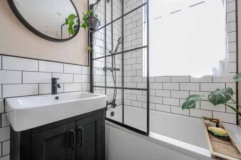 Two Bedroom Garden Maisonette Near Tooting Stations