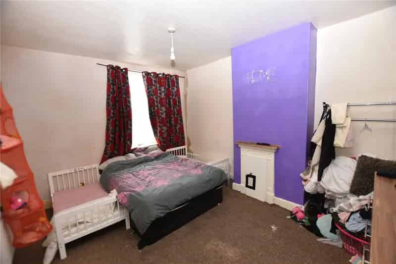 House For Sale , Leeds, England