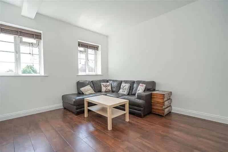 2 Bed Flat for Sale near Muswell Hill Broadway