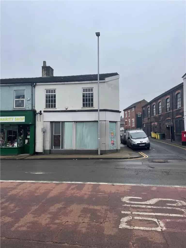 14-Bed HMO Conversion Opportunity Former Bank Premises 3842 sq ft Freehold