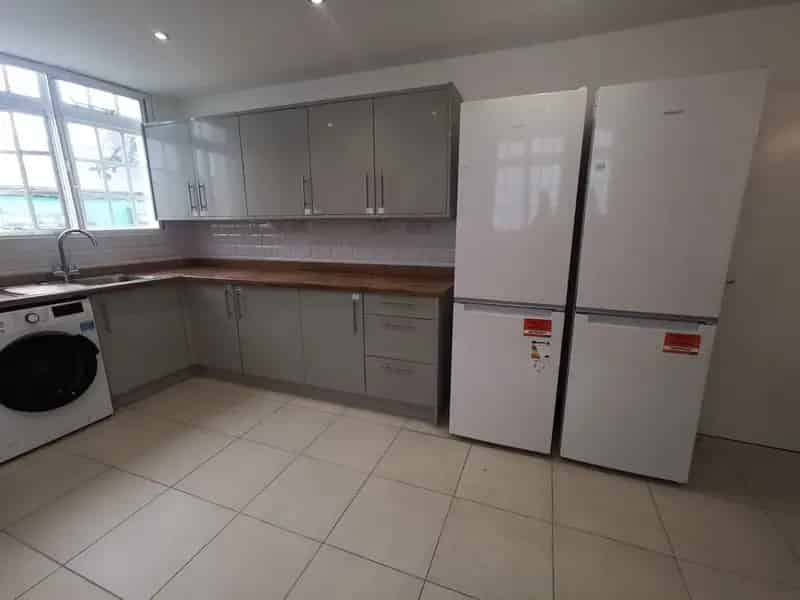 1 Bedroom Apartment House to Rent