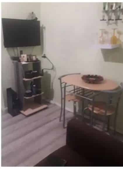 Family Friendly Location near Shops Restaurants and Schools