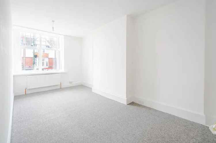 2 Bedroom Apartment Southbourne High Street