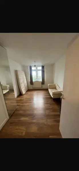 Flat For Rent in London, England