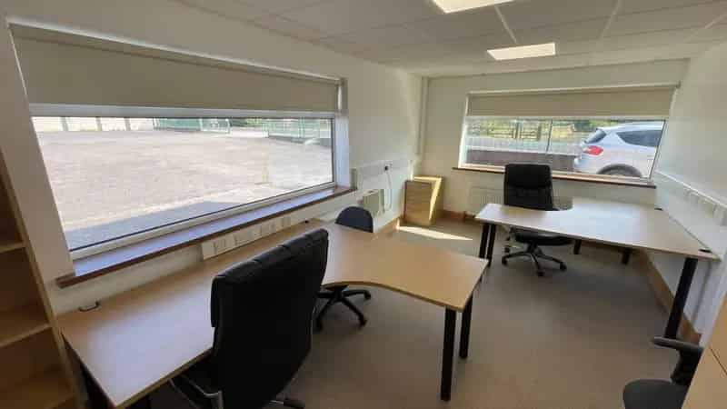 5 All Inclusive Offices Available Class E Use