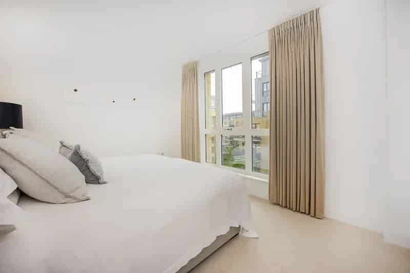 3 bedroom flat for sale
