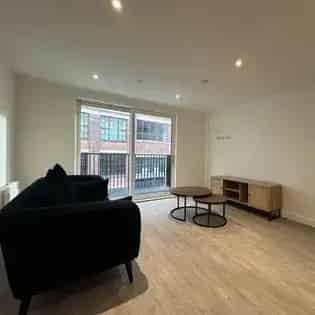 Brand New 1 Bed Flat Digbeth Birmingham Near Train Station
