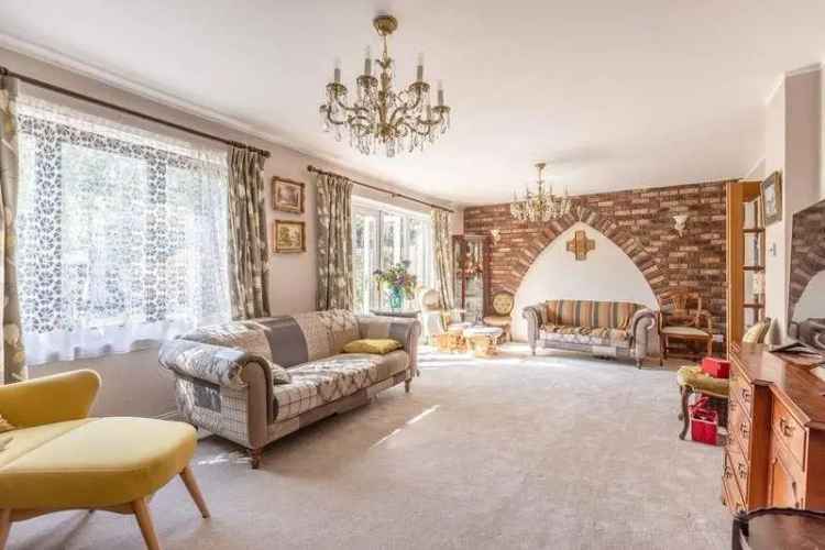 4 Bed House for Sale Iver Heath