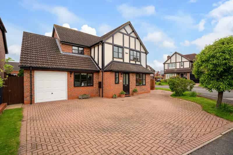 4 Bedroom Detached House for Sale Rainsbrook Close Southam