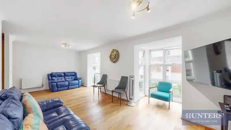 2 Double Bedroom 2 Bathroom Flat Harrow on the Hill