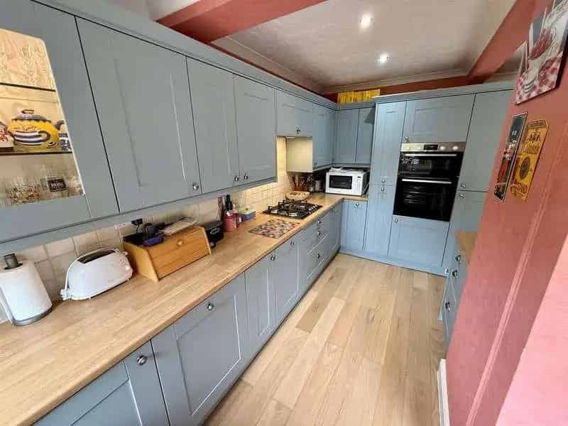 3 Bed Semi Detached House For Sale