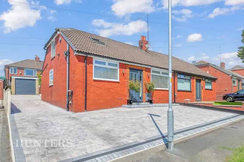 3 Bedroom Bungalow For Sale Garden Suburbs