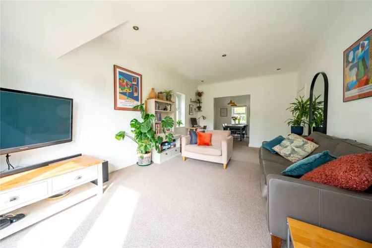 Two Double Bedroom Apartment Near Roundhay Park