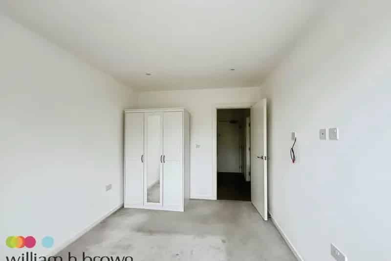 One Bedroom Apartment Near Elizabeth Line Brentwood High Street