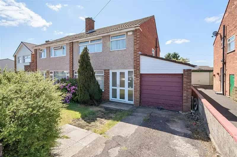 3 Bedroom Semi-Detached House For Sale