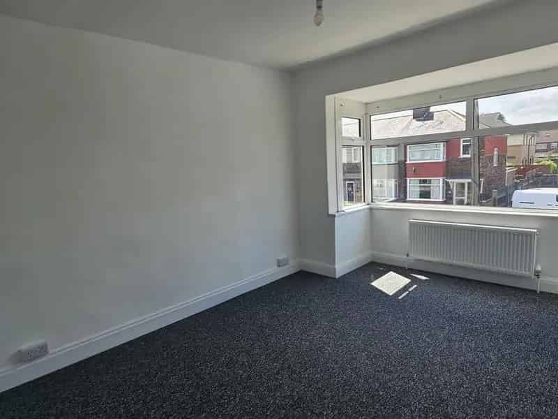 3 Bedroom End Terrace House to Rent HU5
