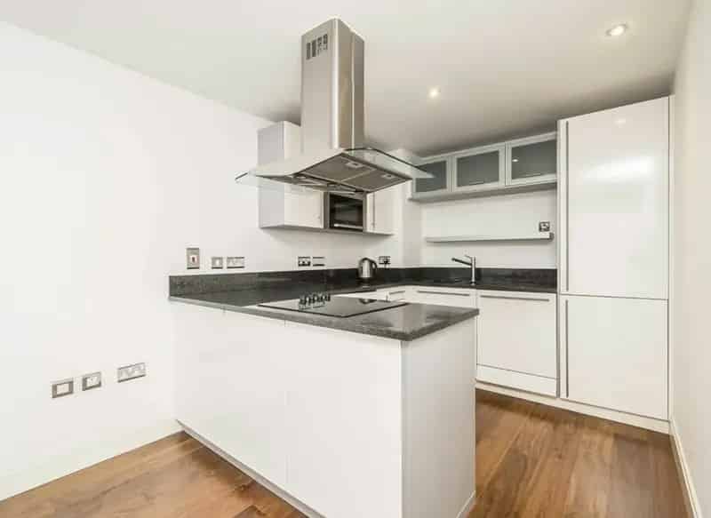 Modern One Bedroom Apartment Swiss Cottage Near Tube Station