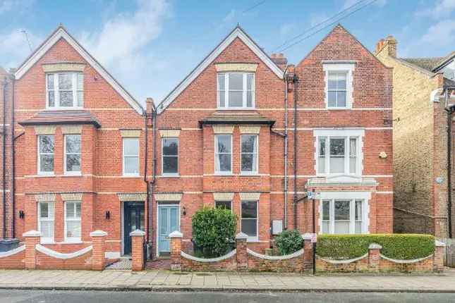 Victorian Family Home for Sale in Myatts Field London