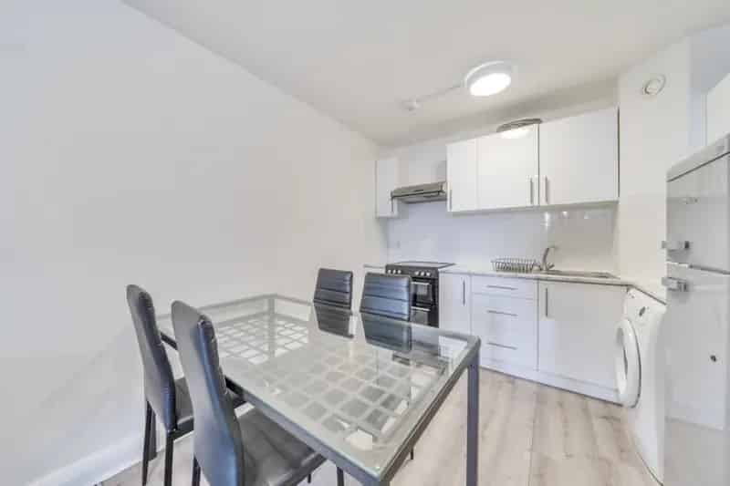 One Bedroom Apartment Near Clapham Junction Zero Deposit Available