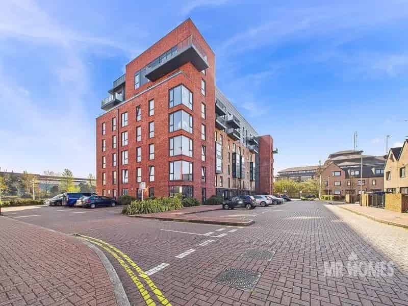 2 Bedroom Waterfront Apartment For Sale