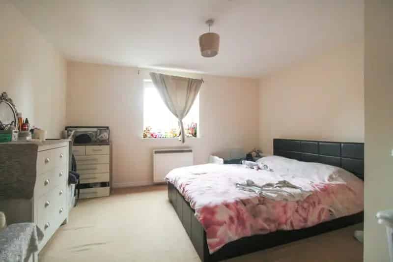 1 Bedroom Flat For Sale - Ideal First Time Buy or Investment