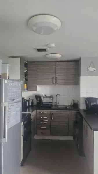 2 Bed Flat New Build 5th Floor Balcony Lift Central Heating
