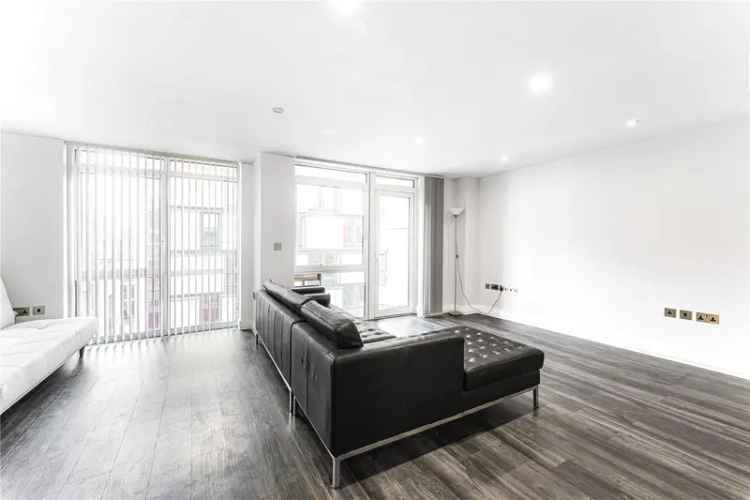 2-Bedroom Apartment for Sale Goswell Road London