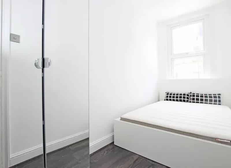 Three Bedroom Apartment Near Westfield London