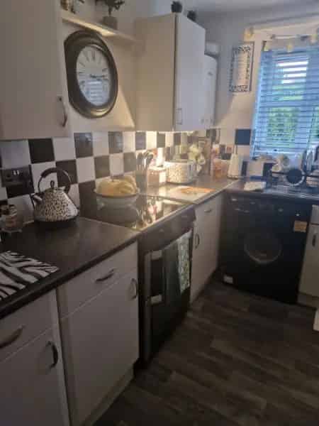 2 Bedroom House Big Garden Family Home