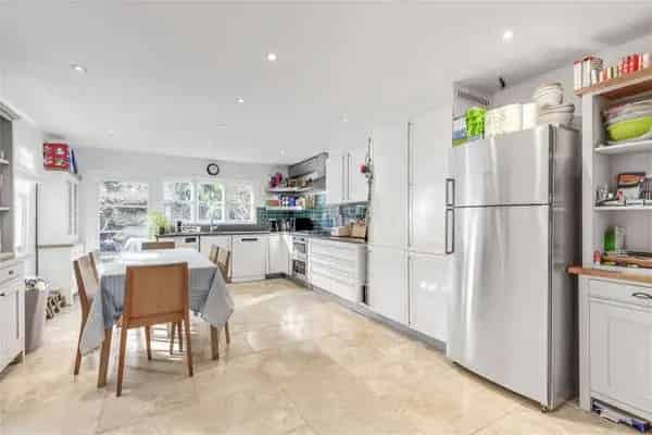5 Bedroom Family Home with Garden and Period Features