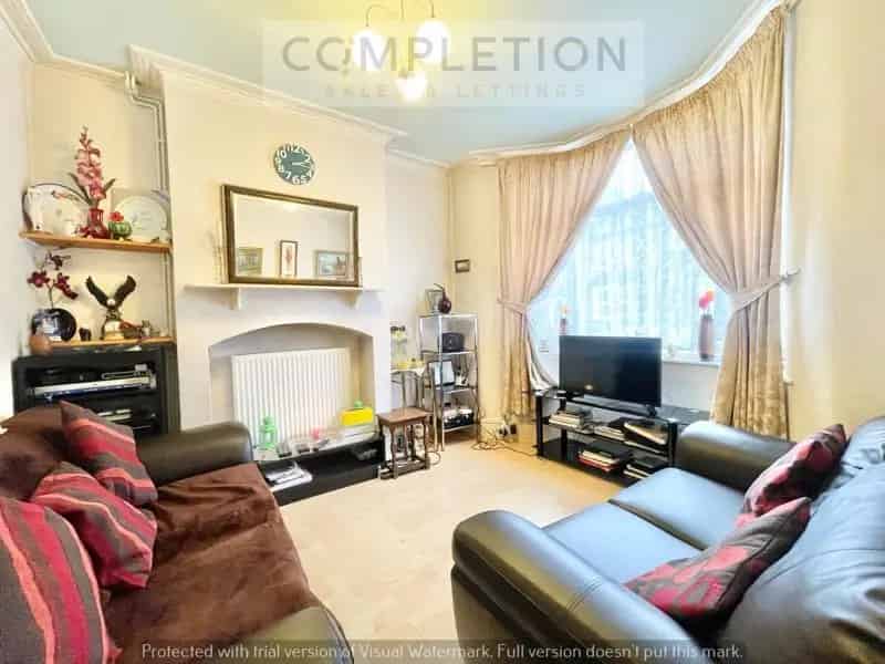 2 Bedroom Victorian Terraced House To Rent