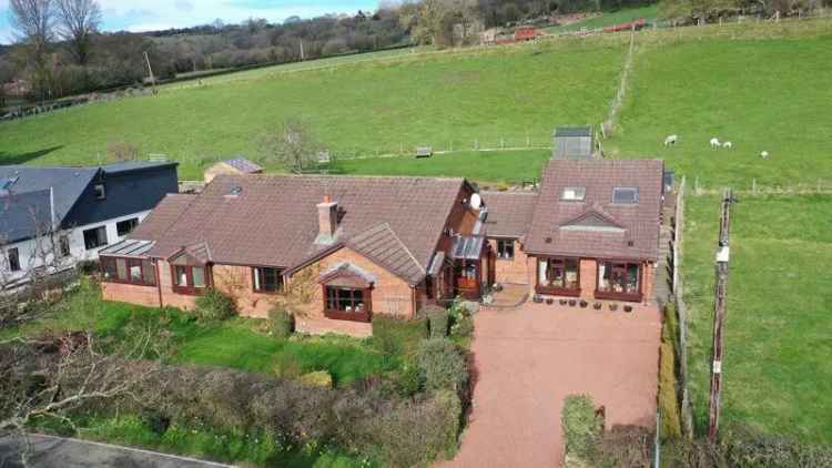 Modern Detached Bungalow with Annexe and 1.5 Acres of Land