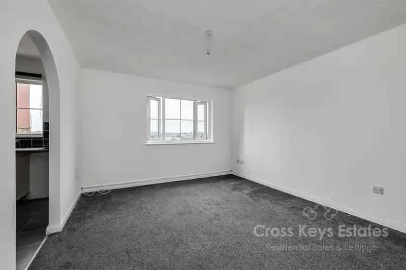 2 Bedroom Apartment House to Rent in Stoke Plymouth