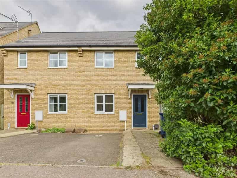 2 Bedroom Terraced House for Rent in Girton
