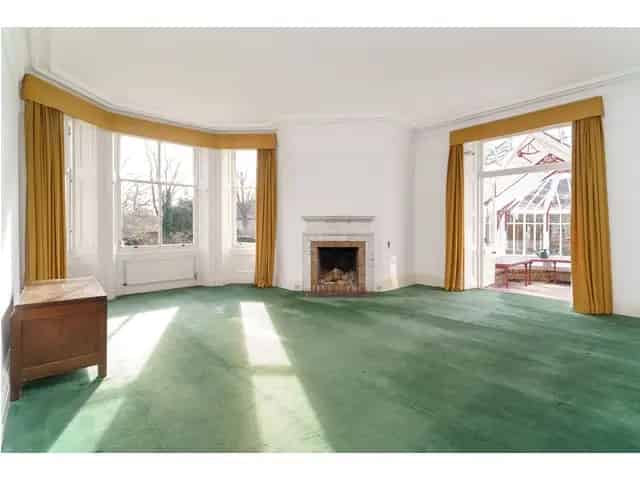 6 Bedroom Detached House for Sale in Kelso