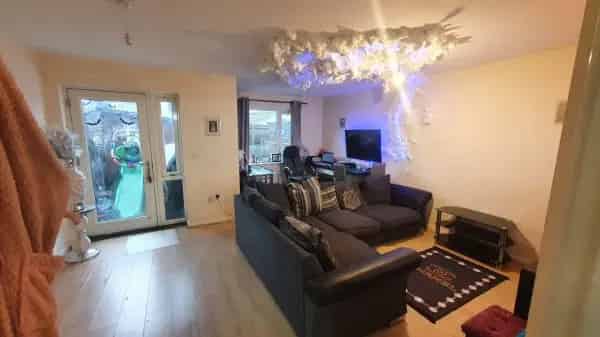 Large 3 Bedroom 2 Balcony House New Build
