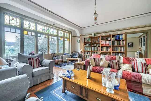 7 Bedroom Detached House for Sale in Wallington