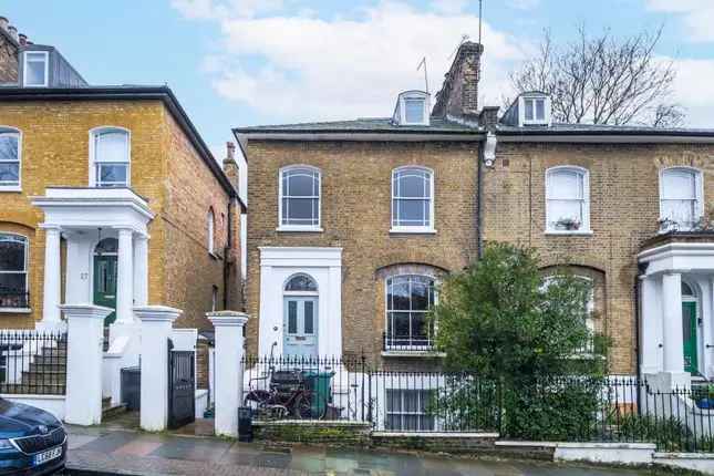 Semi-detached house for sale in Aubert Park, Highbury N5